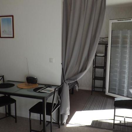 Appartement T2 ,Parking Prive,Terrasse, 10 Mns A Pieds De La Cite Corsaire Et Ses Plages Saint-Malo Exterior photo